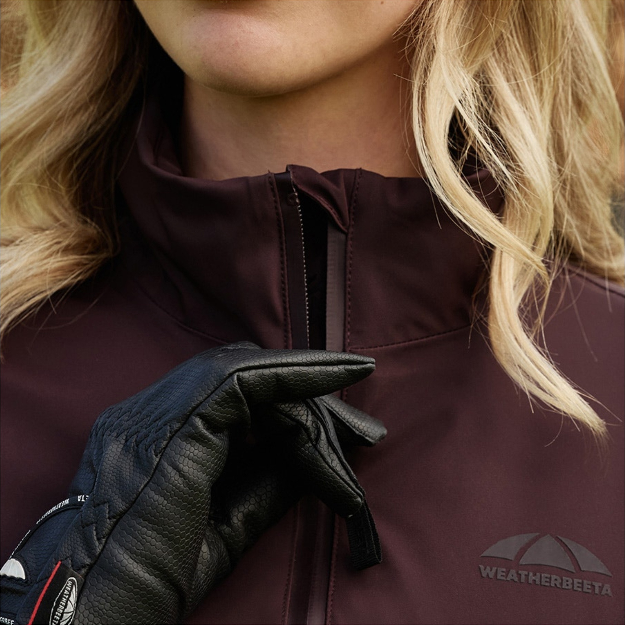 2026 WeatherBeeta Femmes Imperméable Isolée Veste D'Équipe 1031372 - Blackberry